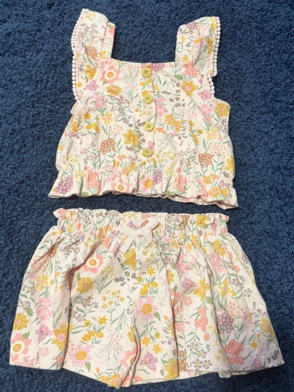 Kids Headquarters Girls Floral Top & Shorts Set – 3T – New Without Tags